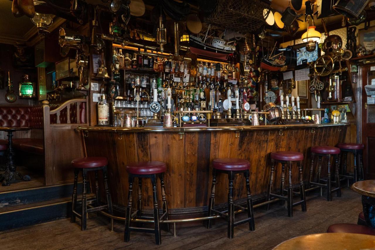 The Olde Ship Inn Seahouses Zewnętrze zdjęcie
